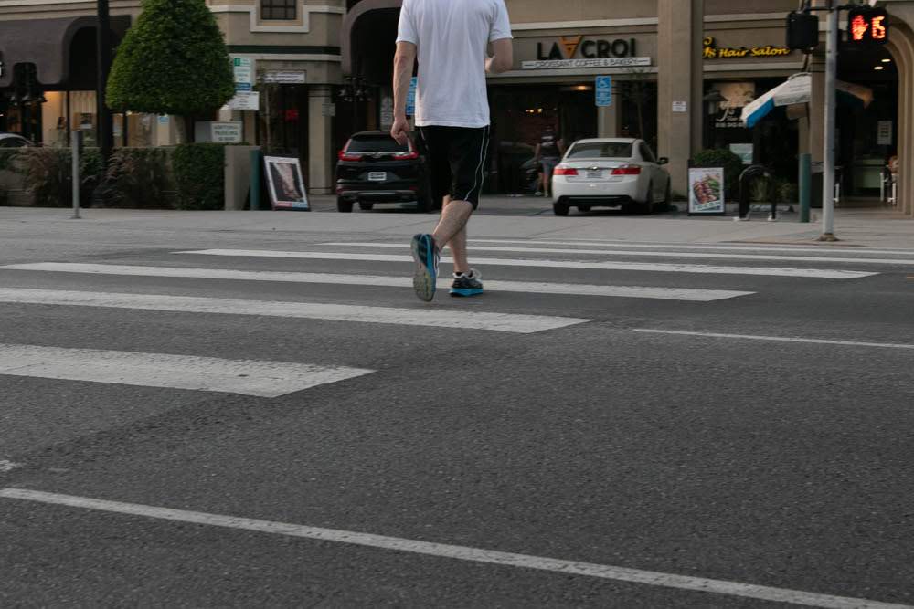 Jersey City, NJ – Driver Flees Scene After Hitting Pedestrian on Grand St