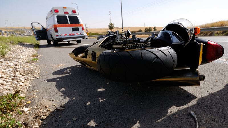 Motorcyclist Hurt in Crash Near Victory St